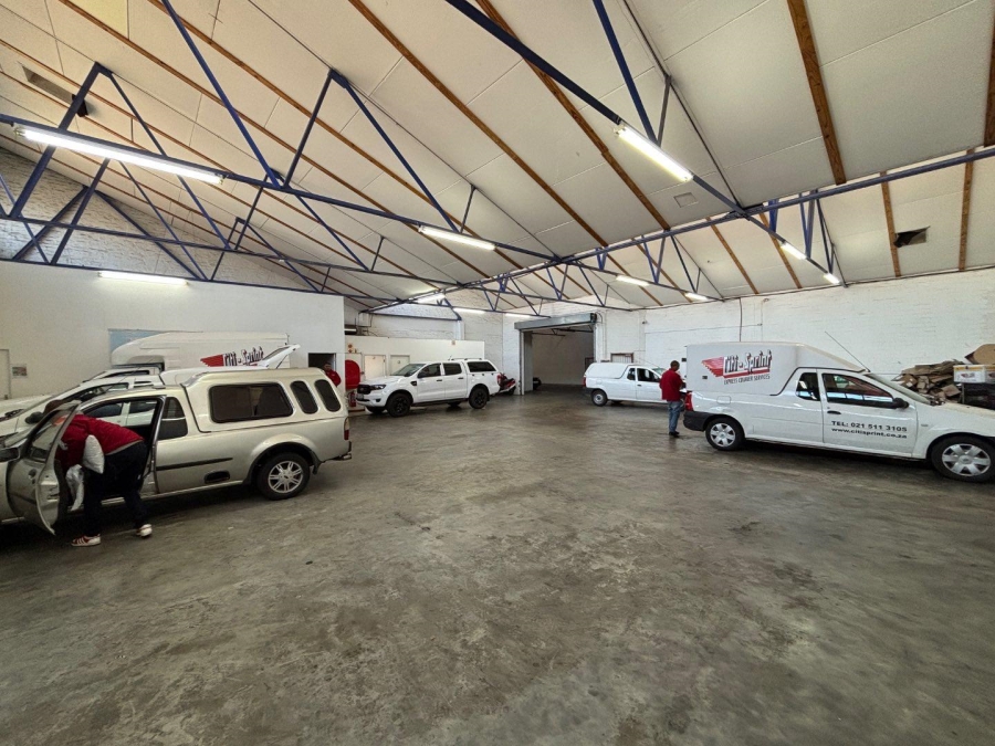 To Let commercial Property for Rent in Paarden Eiland Western Cape
